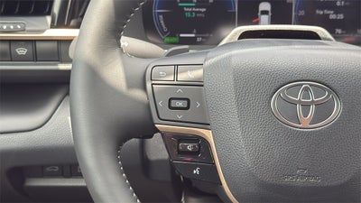 2025 Toyota Crown Platinum