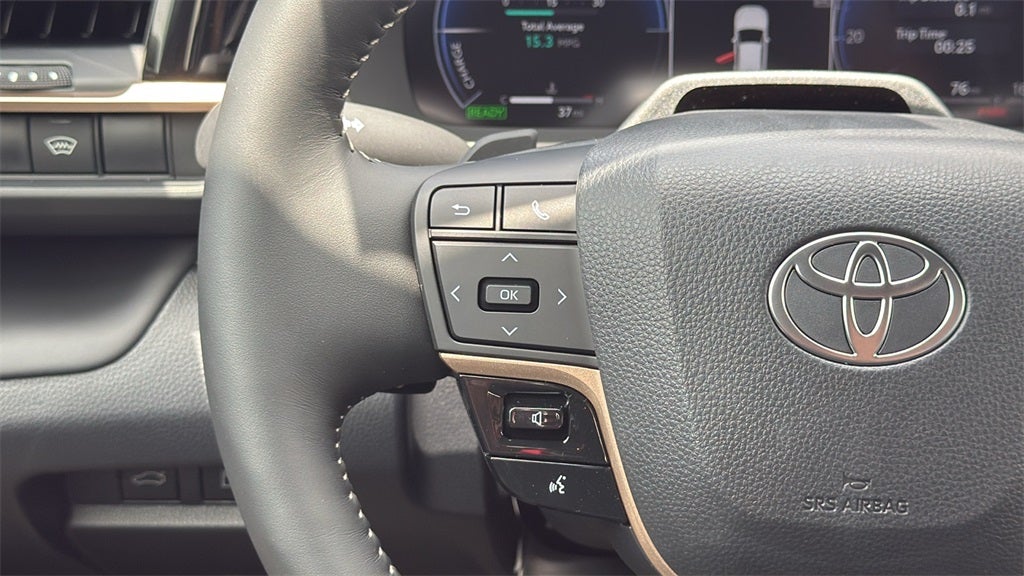 2025 Toyota Crown Platinum