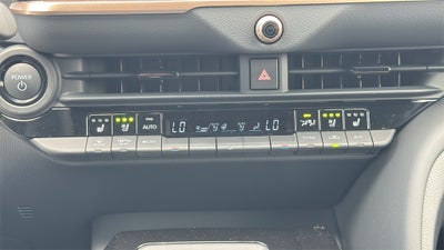 2025 Toyota Crown Platinum