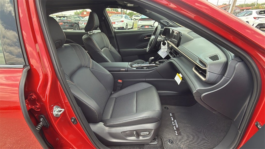 2025 Toyota Crown Platinum