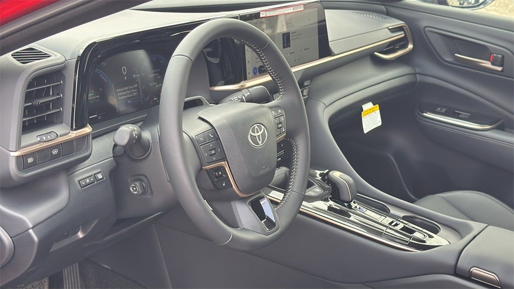 2025 Toyota Crown Platinum