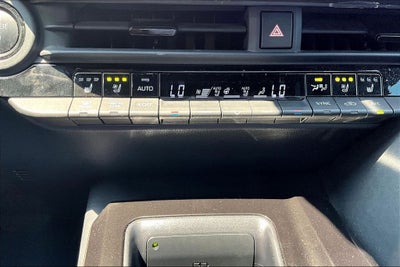 2025 Toyota Crown Platinum