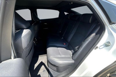 2025 Toyota Crown Platinum
