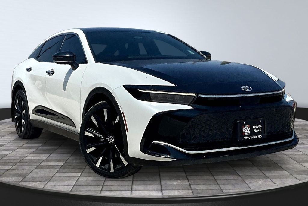 2025 Toyota Crown Platinum