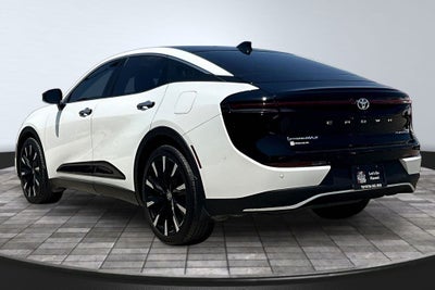 2025 Toyota Crown Platinum