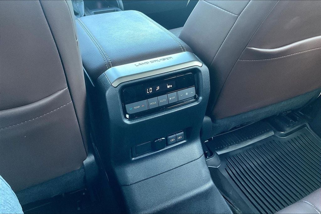 2025 Toyota Land Cruiser Base