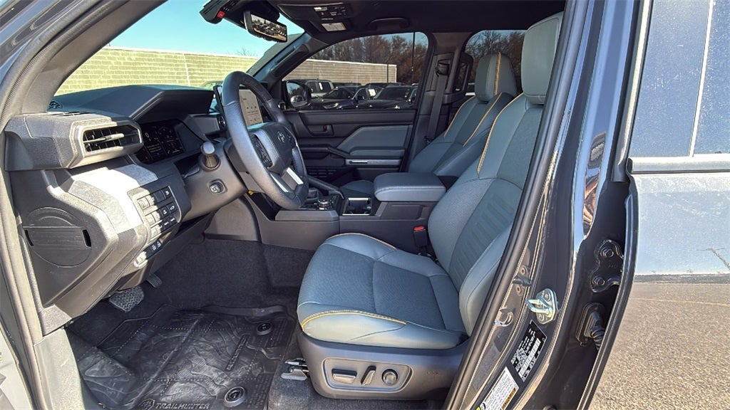 2025 Toyota 4Runner i-FORCE MAX Hybrid Trailhunter