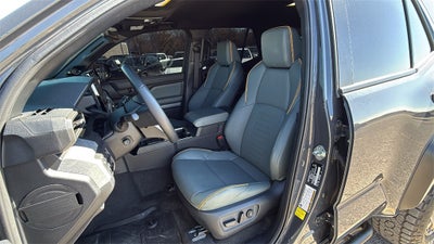 2025 Toyota 4Runner i-FORCE MAX Hybrid Trailhunter