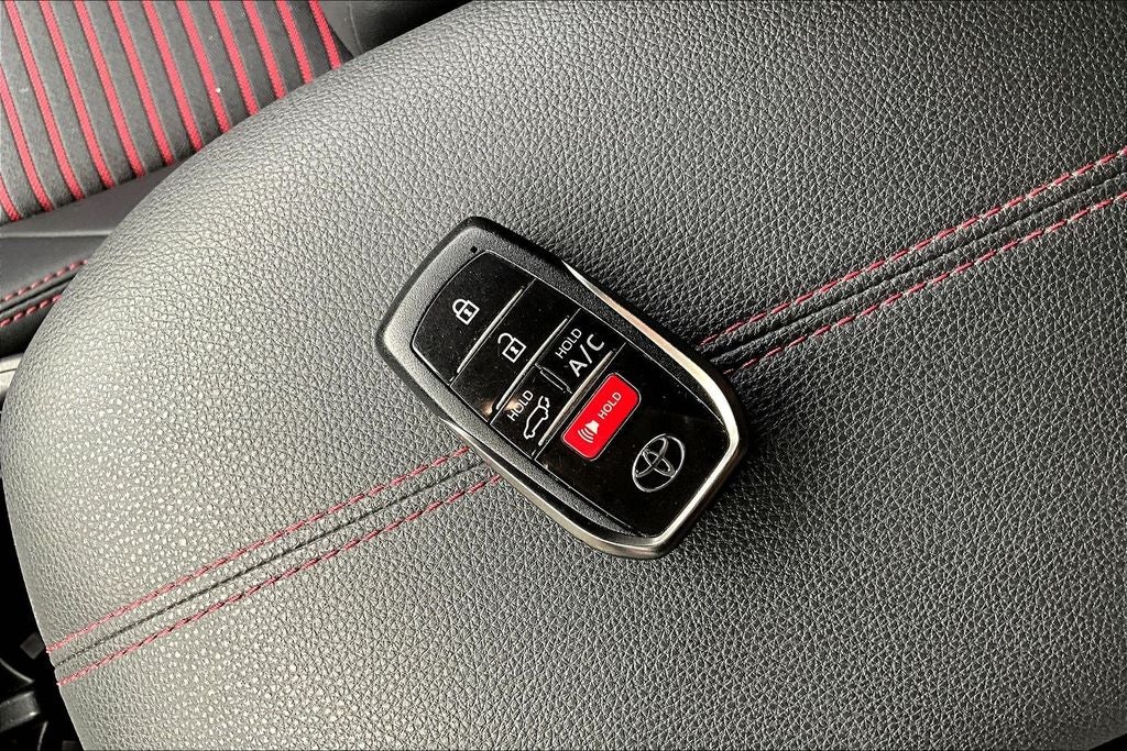 2025 Toyota RAV4 Plug-In Hybrid XSE