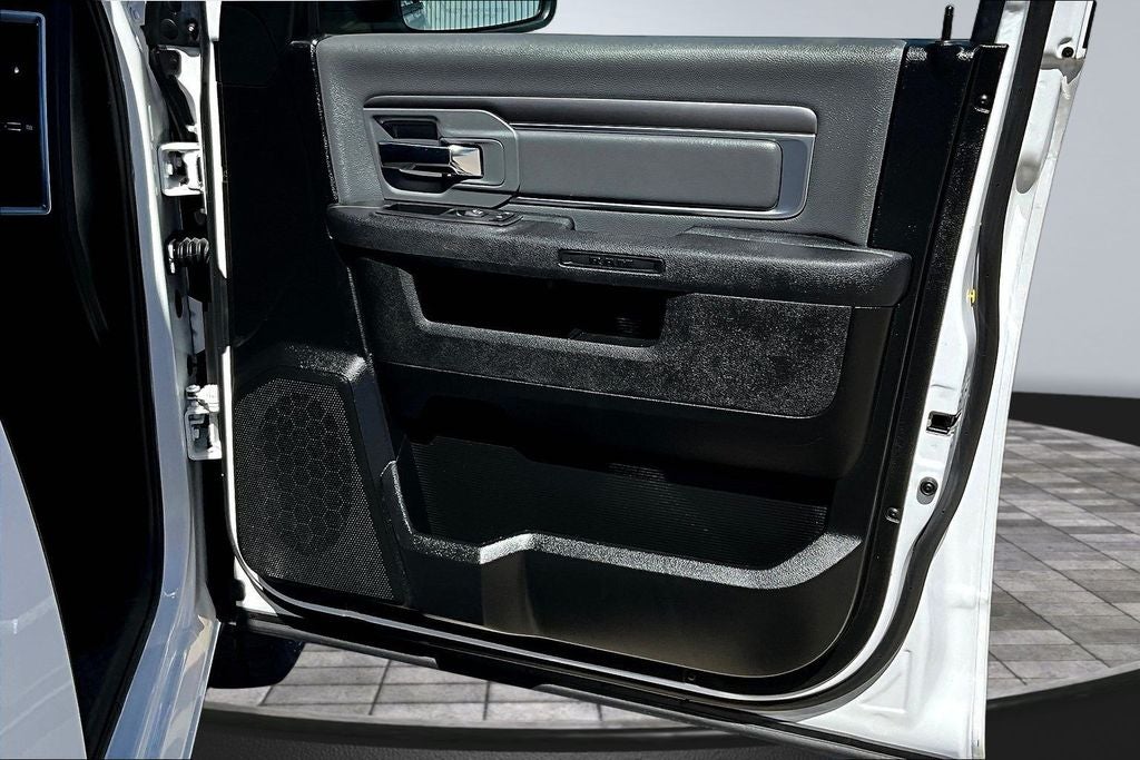 2021 RAM 1500 Classic SLT