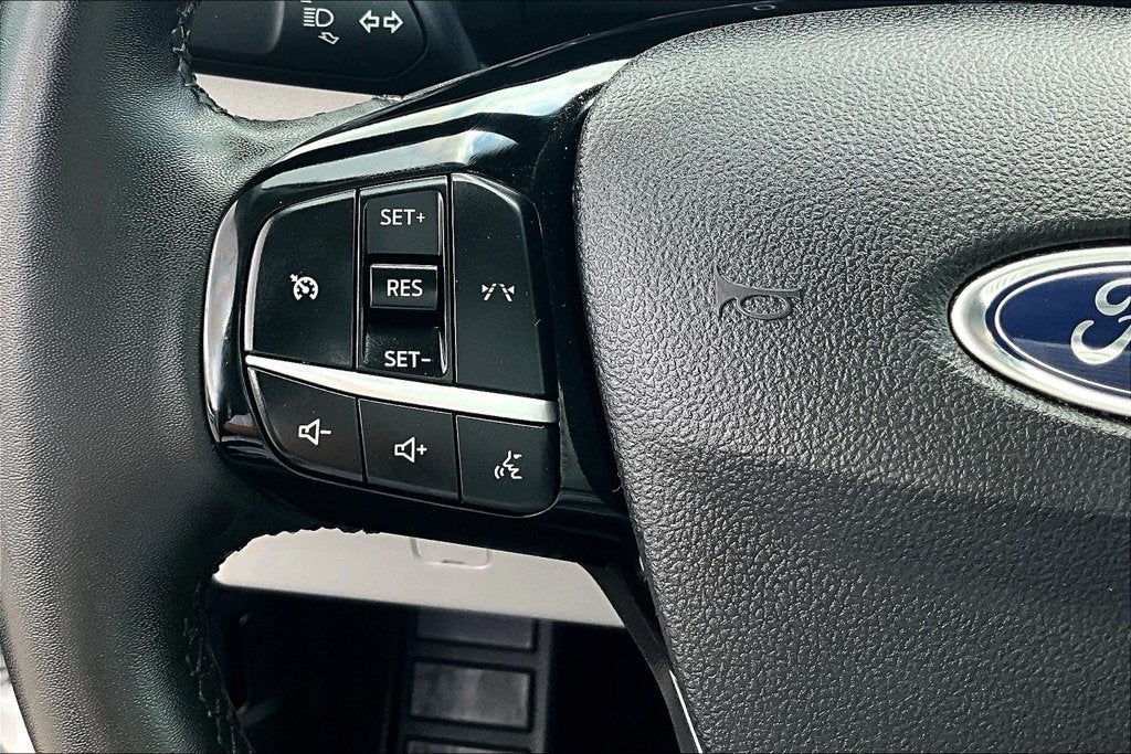2023 Ford Escape Hybrid Active