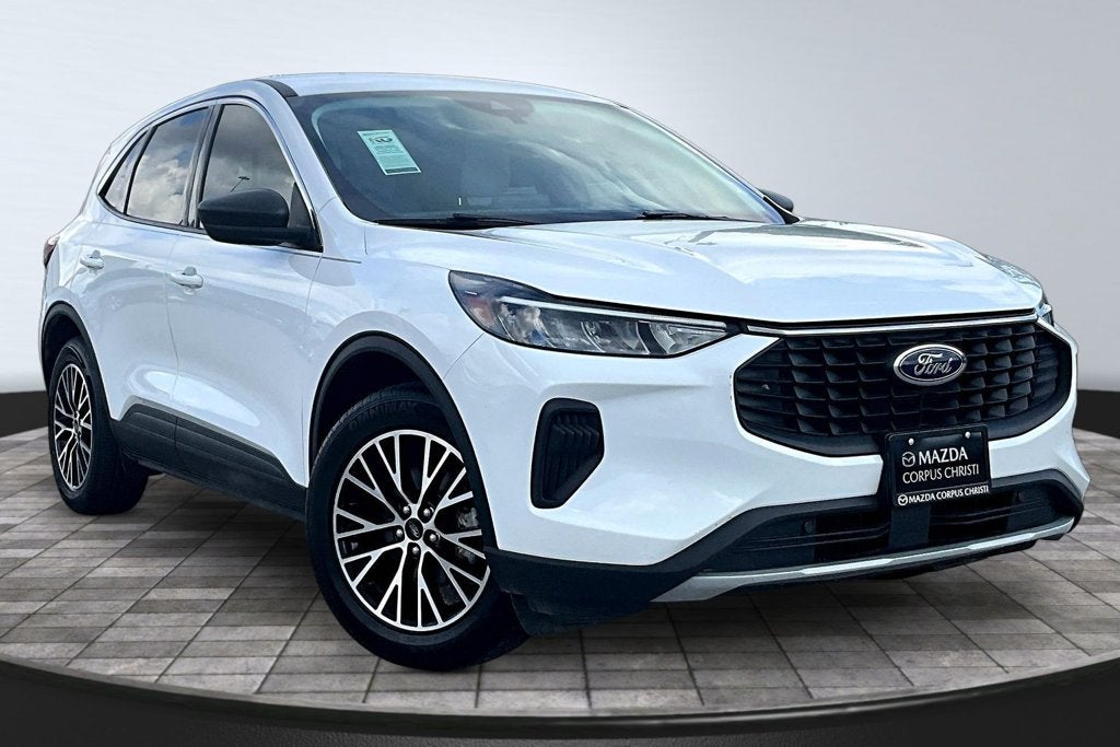 2023 Ford Escape Hybrid Active