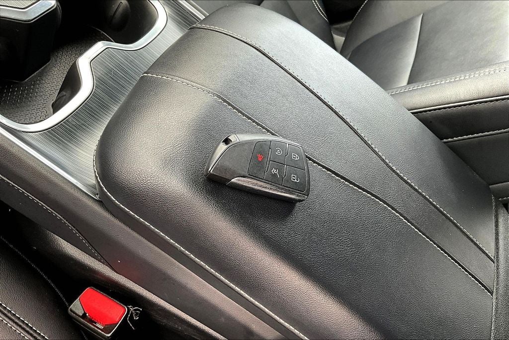 2024 GMC Acadia Elevation