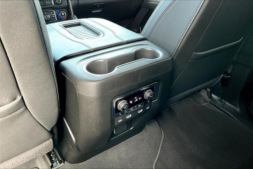 2024 Chevrolet Suburban High Country