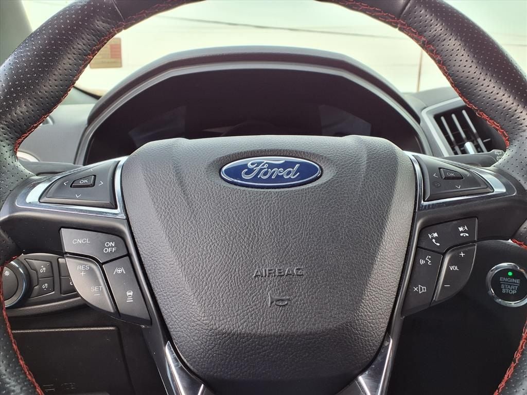 2022 Ford Edge ST Line