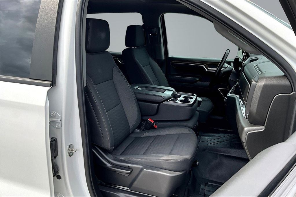 2023 Chevrolet Silverado 1500 LT LT1