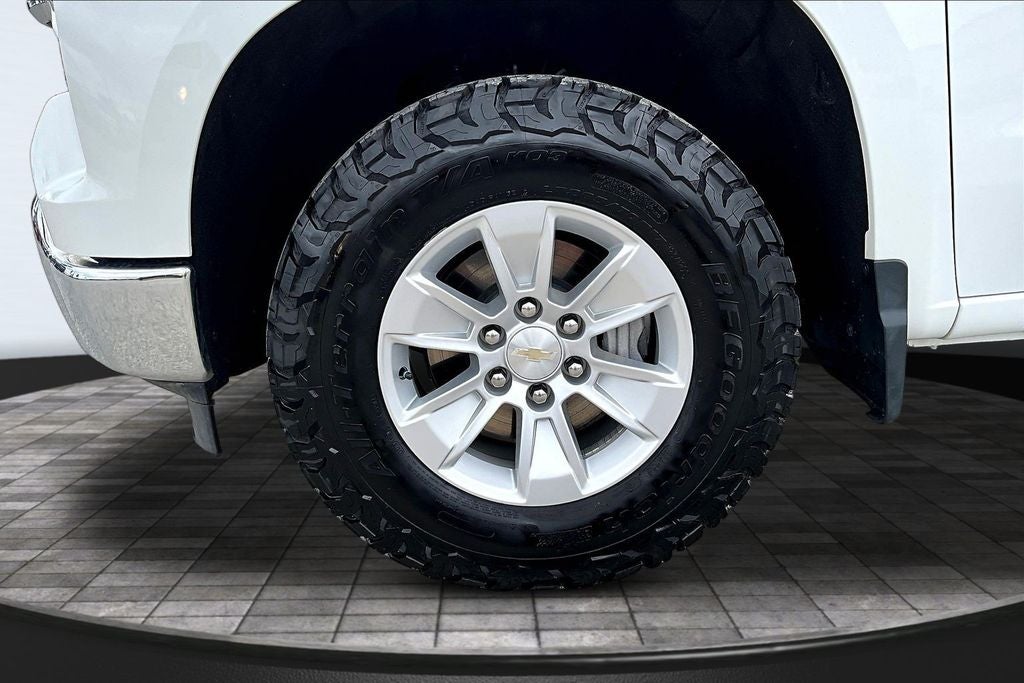 2023 Chevrolet Silverado 1500 LT LT1
