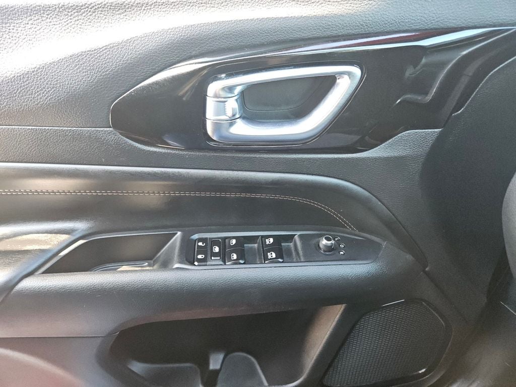 2023 Jeep Compass (Red) Edition