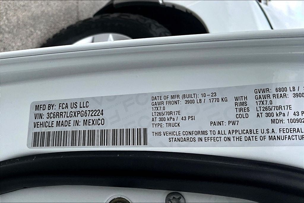 2023 RAM 1500 Classic SLT