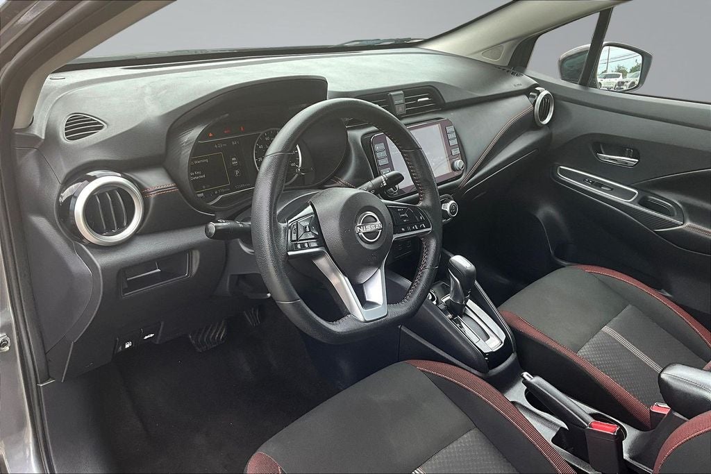 2024 Nissan Versa 1.6 SR