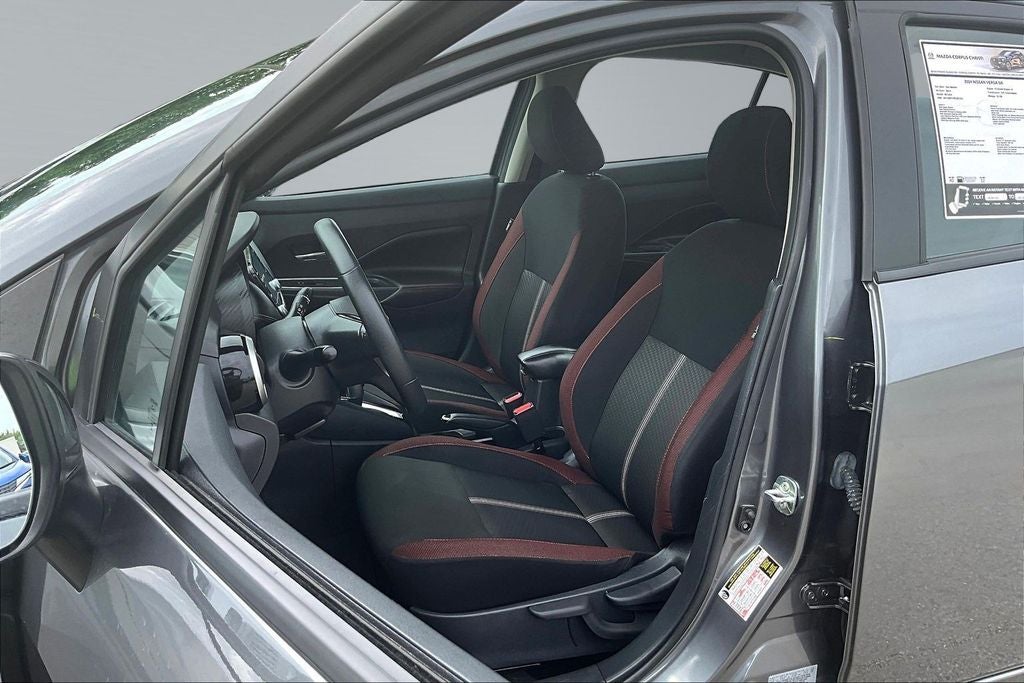 2024 Nissan Versa 1.6 SR
