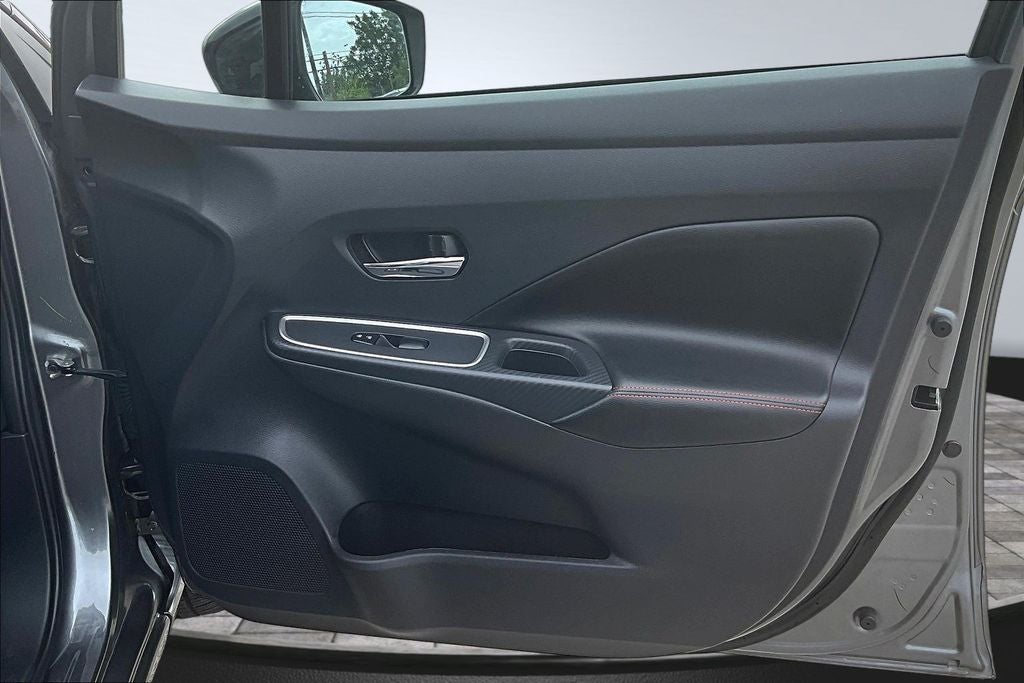2024 Nissan Versa 1.6 SR