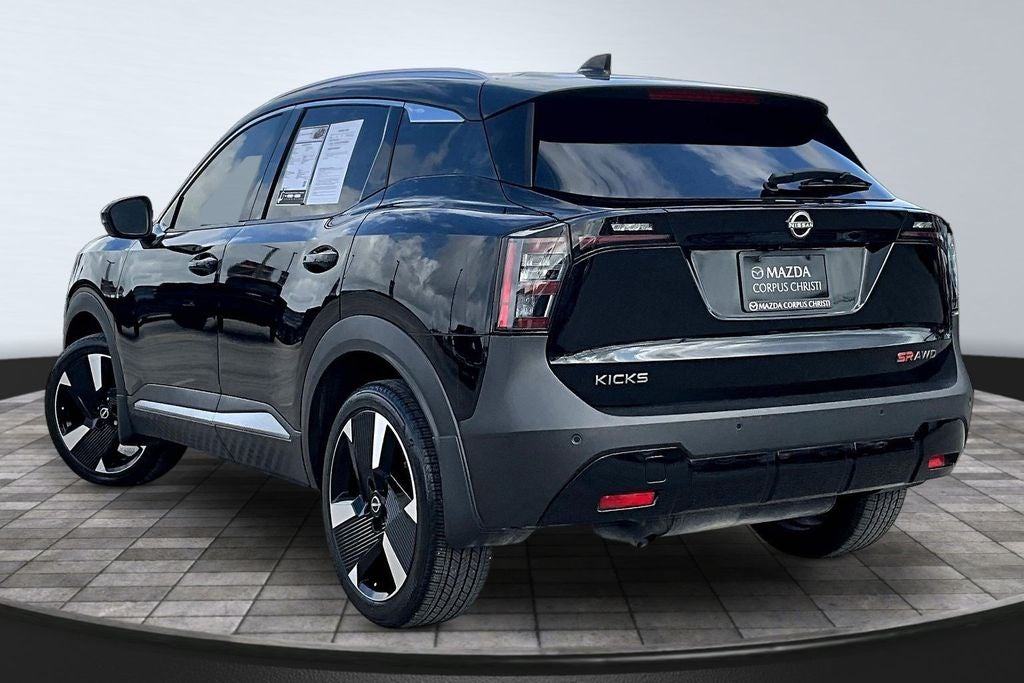 2025 Nissan Kicks SR