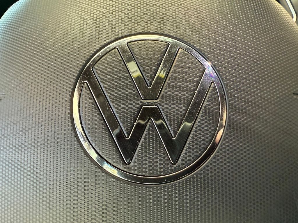 2022 Volkswagen Tiguan 2.0T SEL R-Line