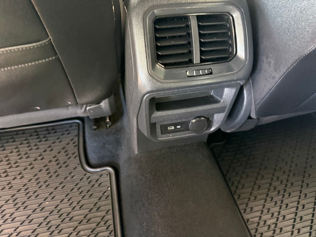 2022 Volkswagen Tiguan 2.0T SEL R-Line