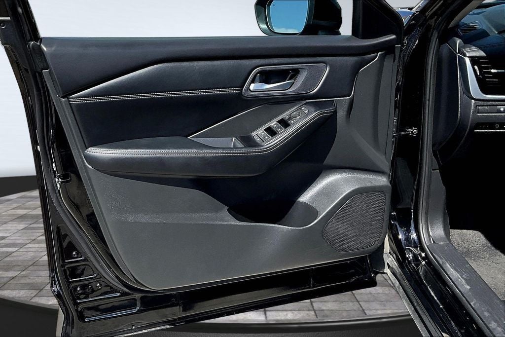 2026 Nissan Rogue SL