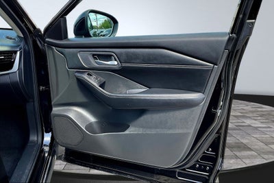 2026 Nissan Rogue SL