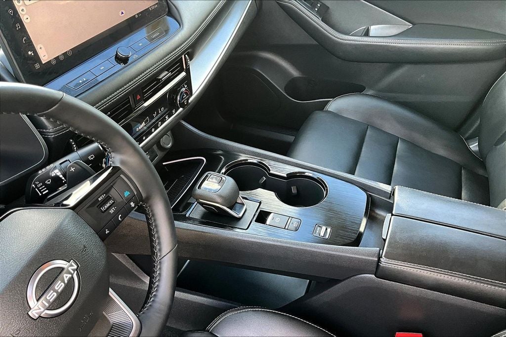 2026 Nissan Rogue SL