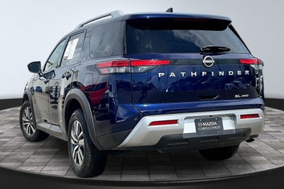 2025 Nissan Pathfinder SL