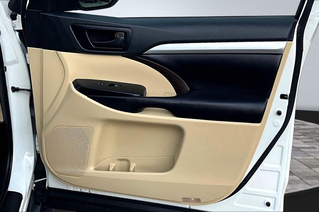 2019 Toyota Highlander LE Plus