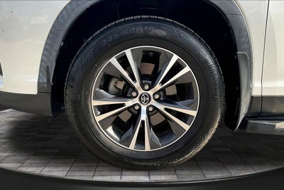 2019 Toyota Highlander LE Plus
