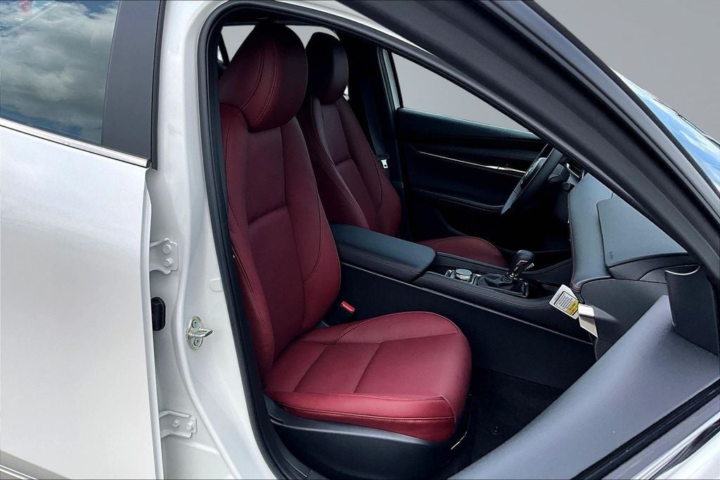 2026 Mazda Mazda3 2.5 S Carbon Edition