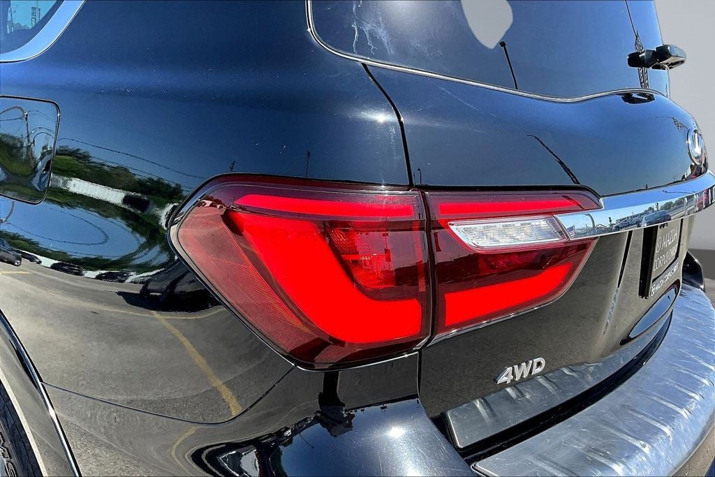 2020 INFINITI QX80 LUXE