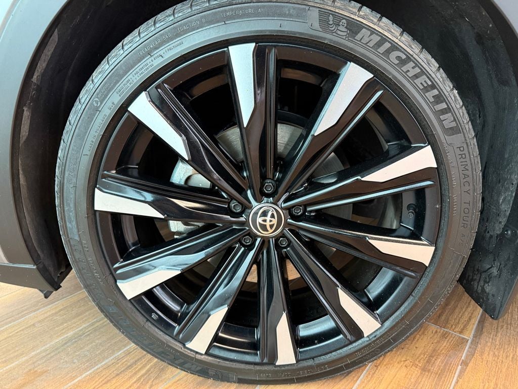 2023 Toyota Crown Platinum