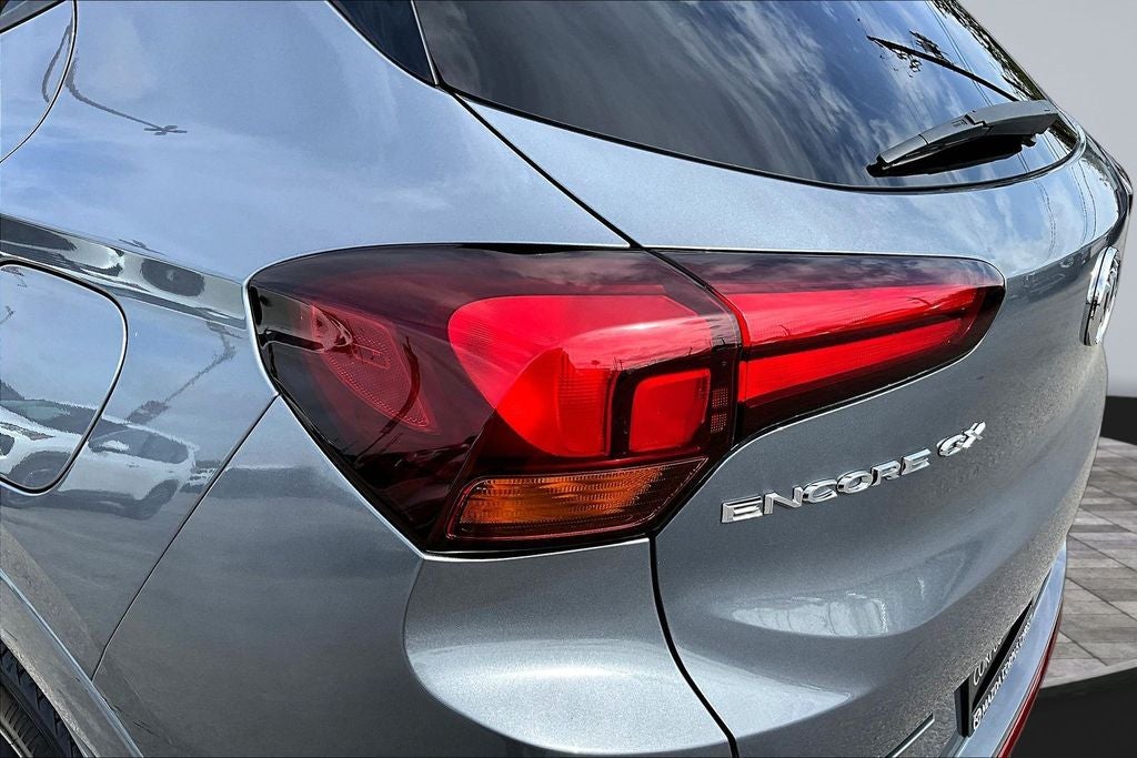 2022 Buick Encore GX Select