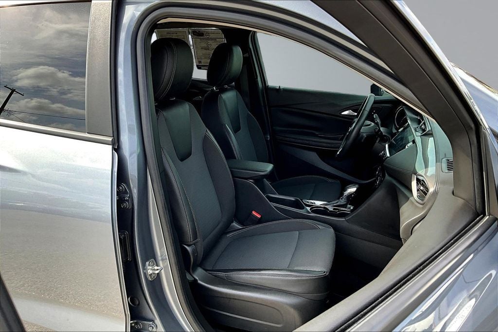 2022 Buick Encore GX Select
