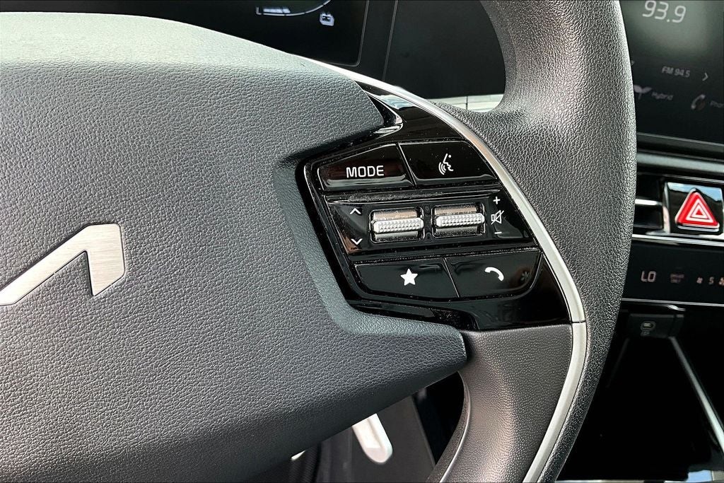 2025 Kia Niro LX