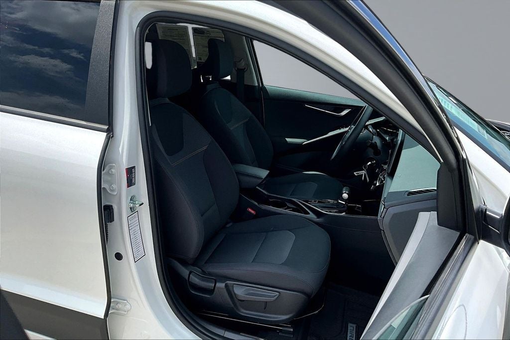 2025 Kia Niro LX