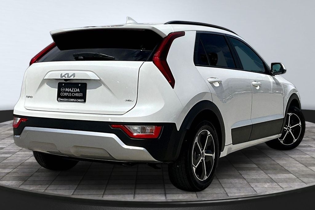 2025 Kia Niro LX