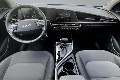 2025 Kia Niro LX