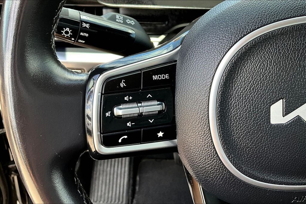 2025 Kia Carnival LXS