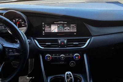 2022 Alfa Romeo Giulia Veloce