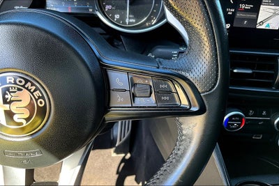 2022 Alfa Romeo Giulia Veloce