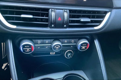 2022 Alfa Romeo Giulia Veloce