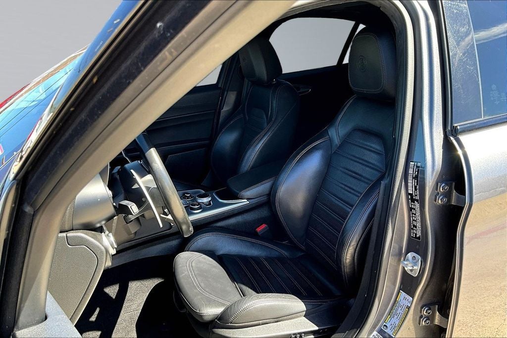 2022 Alfa Romeo Giulia Veloce