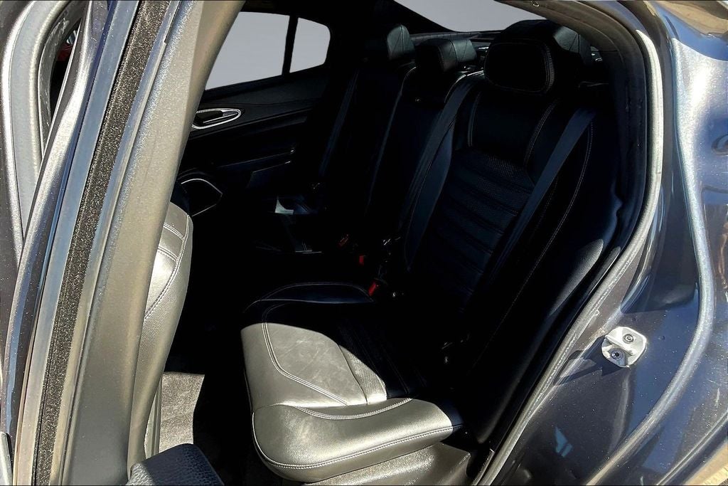 2022 Alfa Romeo Giulia Veloce